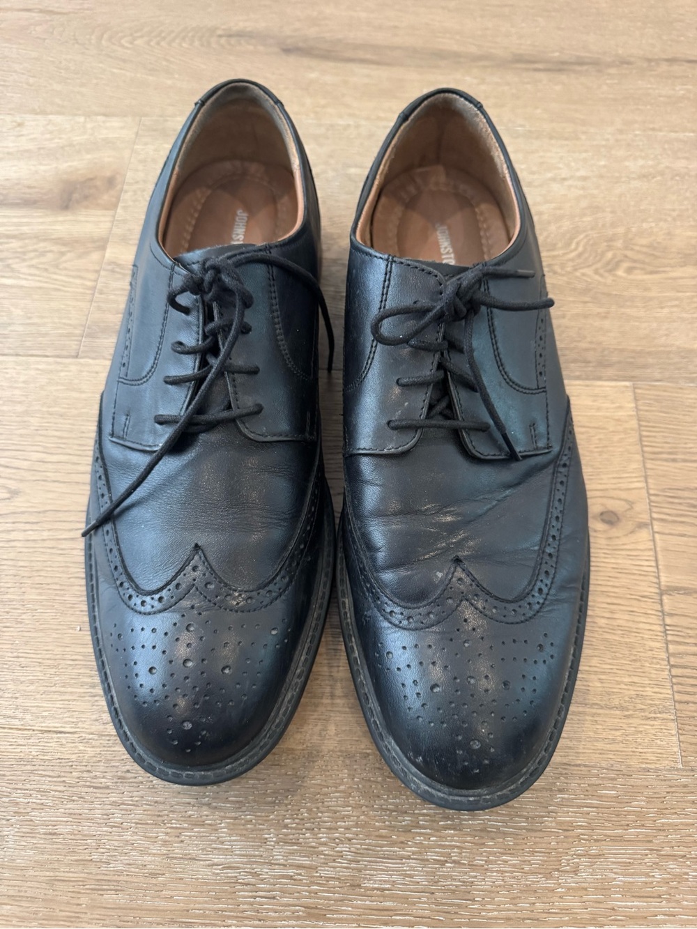 Johnston & Murphy Black Brogue Wingtip Derby Shoes
